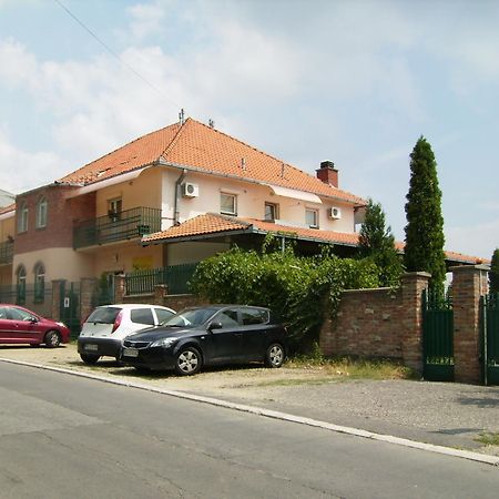 Villa Nevenka Rooms Belgrado Exterior foto