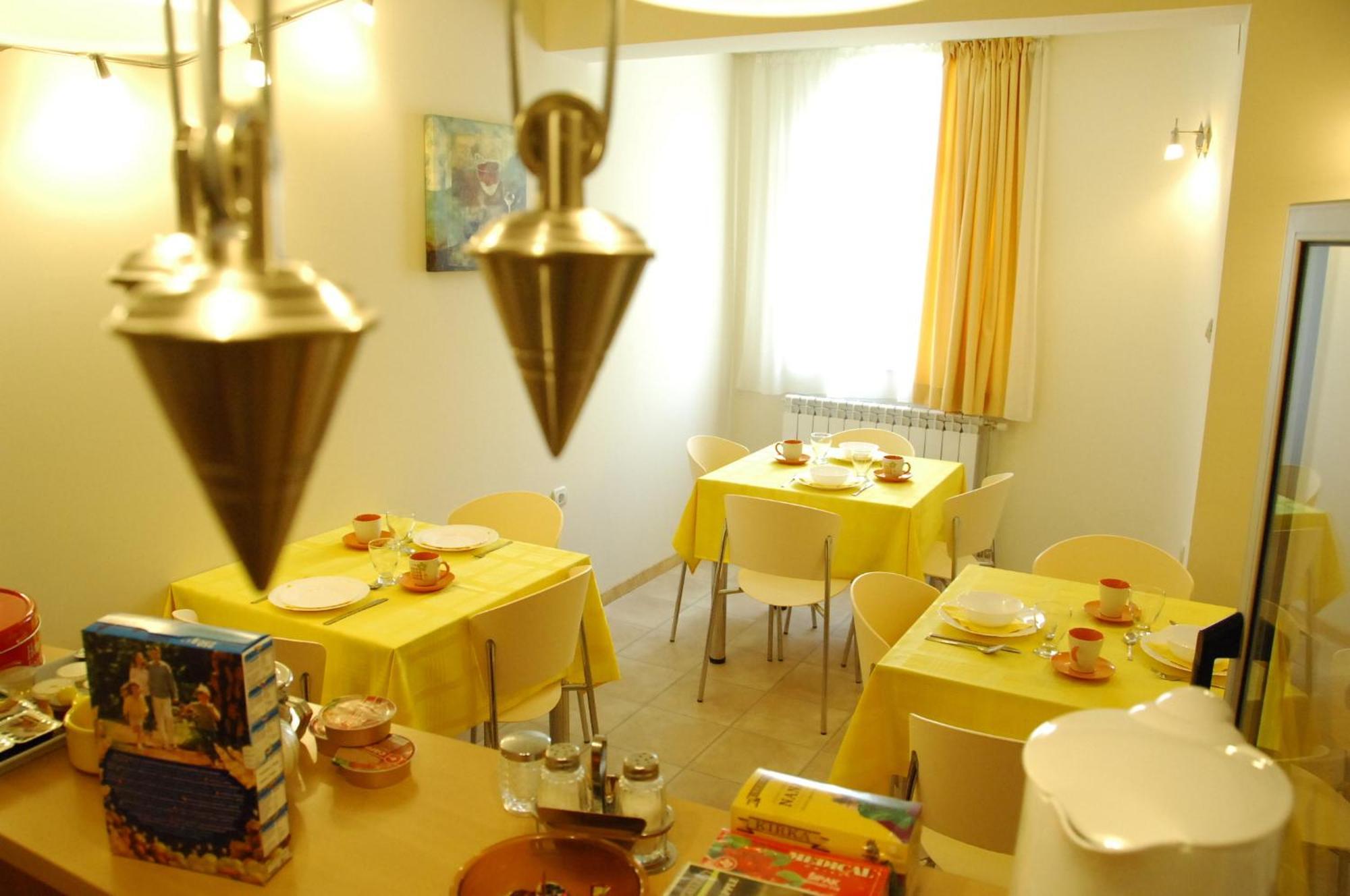 Villa Nevenka Rooms Belgrado Exterior foto