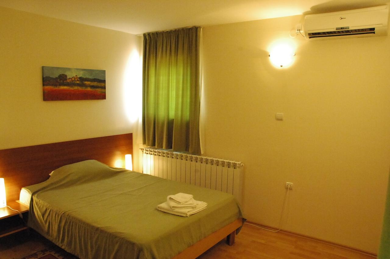 Villa Nevenka Rooms Belgrado Quarto foto