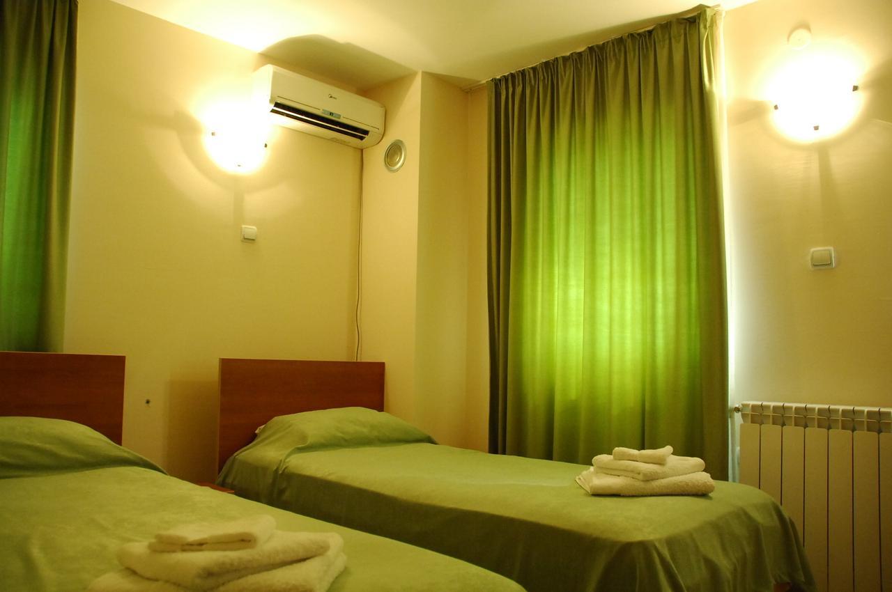 Villa Nevenka Rooms Belgrado Quarto foto